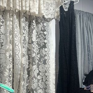 Elegant Black Lace Evening Dress